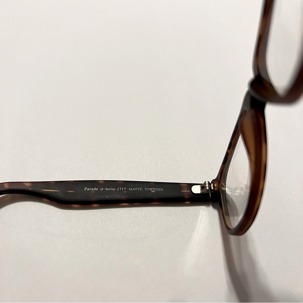 Parade Matte Tortoise - Picture 2 of 2